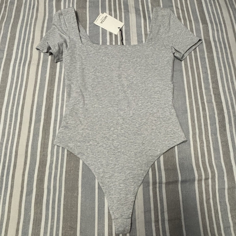Aritzia Contour Tank Bodysuit Square Neck Gray Size Small Thong NWT